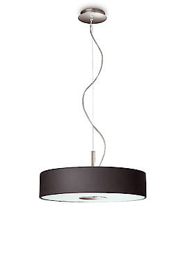 Die Pendelleuchte aus der Serie Flora spendet weiches Licht, das sich nach oben und unten verteilt. (Fotos: Philips)