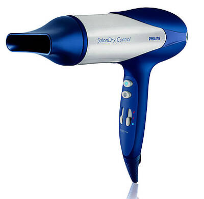 Der Philips SalonDry Control kommt mit aufgeladen Haaren klar. (Fotos: Philips)