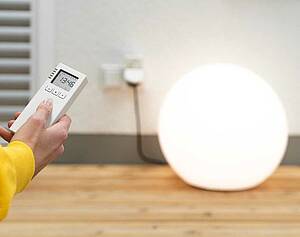 Beleuchtung und elektrische Geräte lassen sich mit Schellenberg zur einfachen Hausautomation nachträglich funkfähig machen