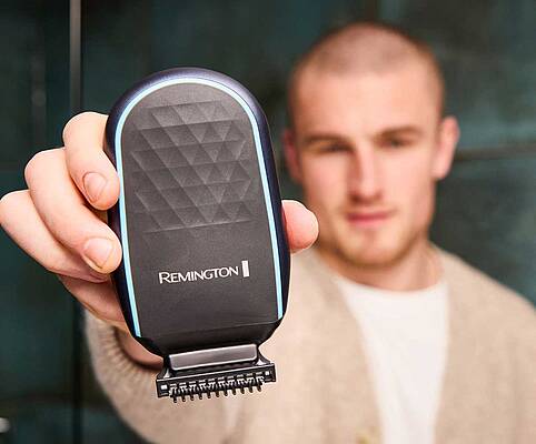 Remington bringt zwei neue BuzCut Haarschneider für zu Hause: den BuzCut Hair & Beard HC8005 für Haarschnitt und Bartpflege...