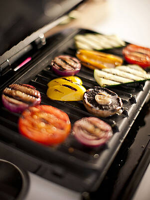 Russell Hobbs Fitnessgrills sind komfortabel, erlauben fettreduziertes Grillen und gibt es passend für jeden Anlass in drei verschiedenen Größen