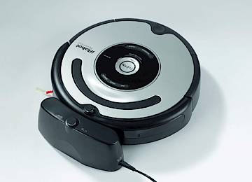 Etwa drei Stunden Aufladezeit braucht iRobot Roomba an der Dockingstation (Fotos: Klein & More)