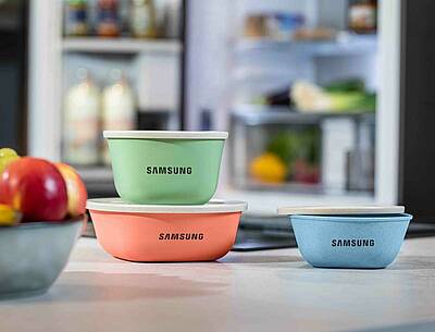 Design-Kooperation bringt limitierte Edition von farbenfrohen und nachhaltigen Frischhalteboxen in die stilbewusste Bespoke Küche