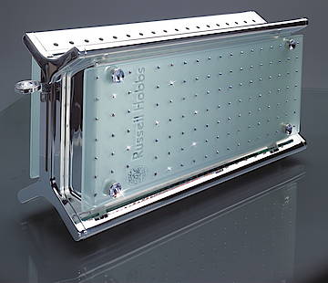 Hightlight ist der mit Swarovski-Kristallen veredelte Cristal Glass Toaster
