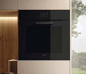 Der Backofen Multi Pyro TFT bietet einfache Bedienung, hervorragende Leistung, Energieeffizienzklasse A+, Pyrolyse und Selbstreinigung