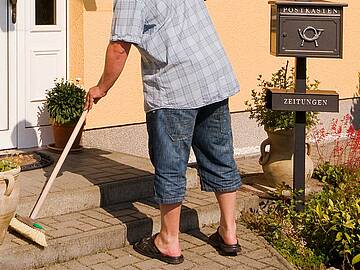 Wie soll der Vorgarten aussehen und wieviel Pflege erfordern die Varianten?