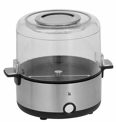 Filmreif setzt sich der neue WMF KÜCHENminis Popcorn Maker mit klasse Details in Szene
