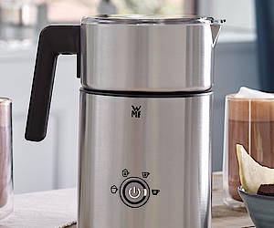 WMF präsentiert seinen ersten Milchaufschäumer mit Schokoladenfunktion für echte Trinkschokolade: WMF Lono Milk & Choc