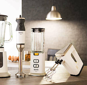 Die neue Krups Küchengeräte-Kollektion präsentiert sich in puristisch-elegantem Weiß und liegt damit voll im Design-Trend