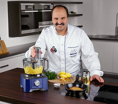 Die Kenwood FP956 aus der Lafer-Edition 2013 mit integrierter digitaler Waage und Geschwindigkeitsanpassung