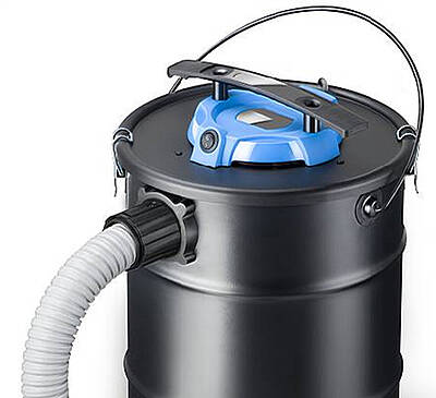Der neue AquaVac Aschesauger beseitig Asche und Kohlereste mühelos und unkompliziert