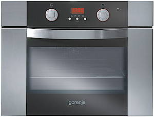 Hinter der puristischen Edelstahlfront stecken 8 Backofenfunktionen, die keine Wünsche offen lassen<br>(Fotos: Gorenje)