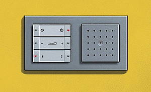 Das Gira Unterputz-Radio liefert gute Unterhaltung direkt aus der Wand