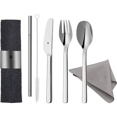 Bei dem wiederverwendbaren Besteck aus WMF Cromargan treffen Design und Nachhaltigkeit stilvoll aufeinander und ermöglichen Outdoor-Genuss zu jeder Zeit, ganz ohne Plastikmüll