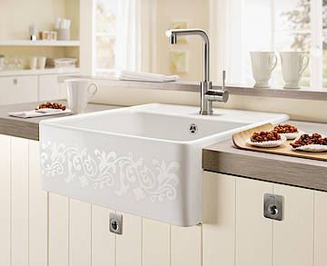 Villeroy & Boch bietet den klassischen Spülstein aus hochwertigem Keramilk mit pflegeleichter Ceramicplus-Oberfläche und feinem floralen Dekor