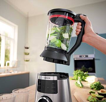 Der neue Standmixer VitaPower Serie 6 von Bosch verspricht mit 1.800 Watt und bis zu 45.000 Umdrehungen pro Minute Höchstleistung in die Küche