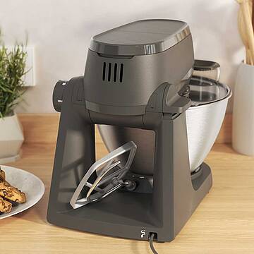 Der Kenwood Multi Tasker KHC30.050GY in Anthrazit kommt mit viel Zubehör für jede Küchenaufgabe