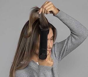 Der neue Remington One Dry & Style Digital Haartrockner vereint Leistung und platzsparendes Design in einem