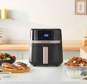 Die erfolgreiche Heißluftfritteusen-Serie SatisFry von Russell Hobbs erstrahlt in neuem Glanz