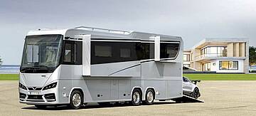 Luxus-Reisemobile wie der VARIO Perfect 1200 Platinum von VARIOmobil sind kleine Villen auf Rädern. Von den edlen Wohnmobilen werden pro Jahr nicht mehr als 10 bis 12 auf Kundenwunsch individuell von Hand gefertigt. Für diese Premium-Manufaktur-Arbeit muss ein Kunde tief in die Tasche greifen – zwischen einer halben Million als Basispreis und etwa 2 Millionen Euro
