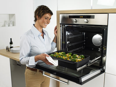 Entspanntes Backen ohne Putzen (Fotos: Miele)