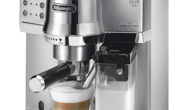 Technik zu Hause: Siebträger-Espressomaschine EC Klassiker 850.M: Longhi De